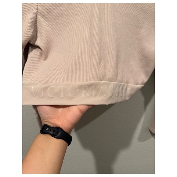 VICTORIA'S SECRET Pink Open Back Long Sleeve Crop Top - Picture 3 of 6